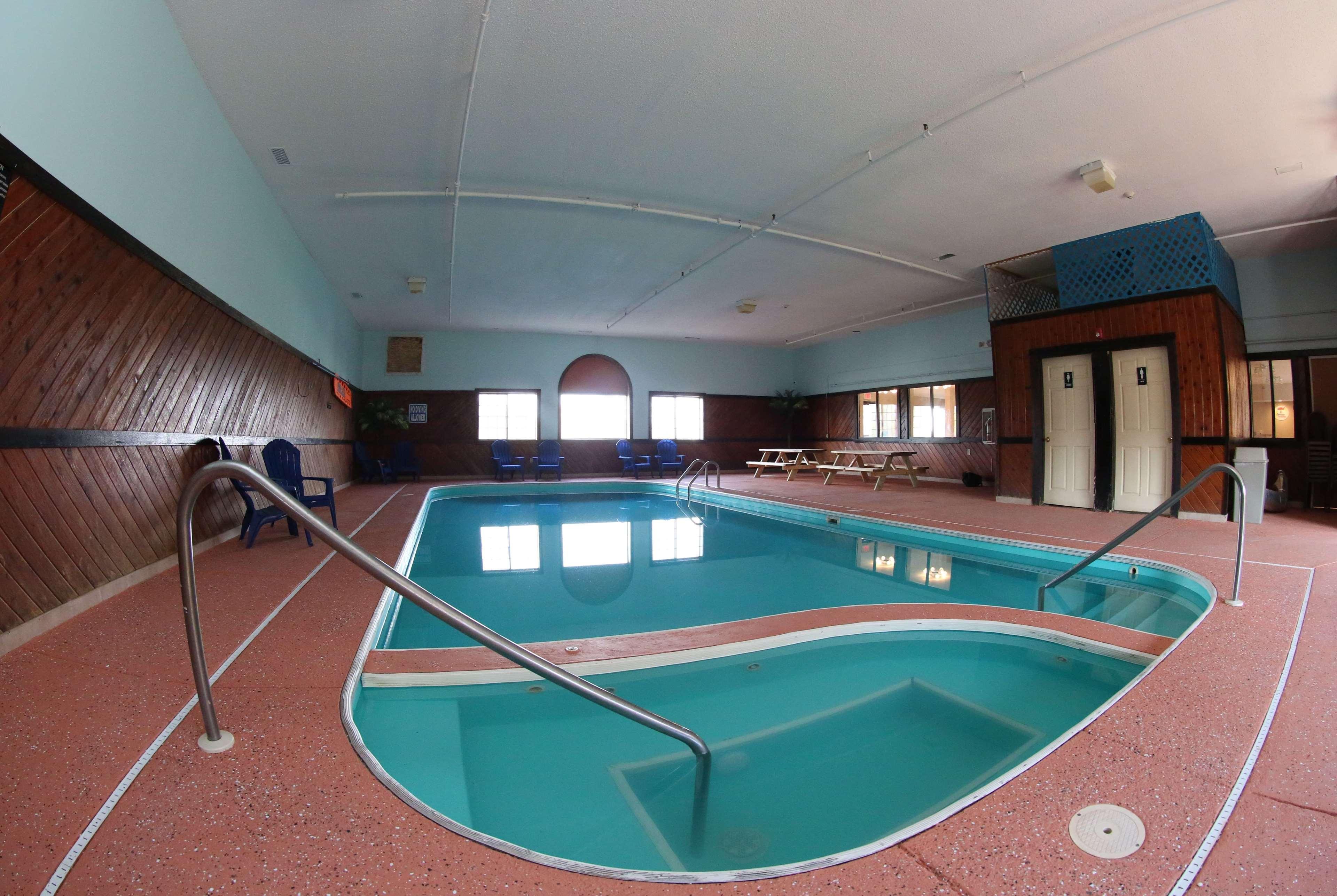 Super 8 By Wyndham Portsmouth 2*