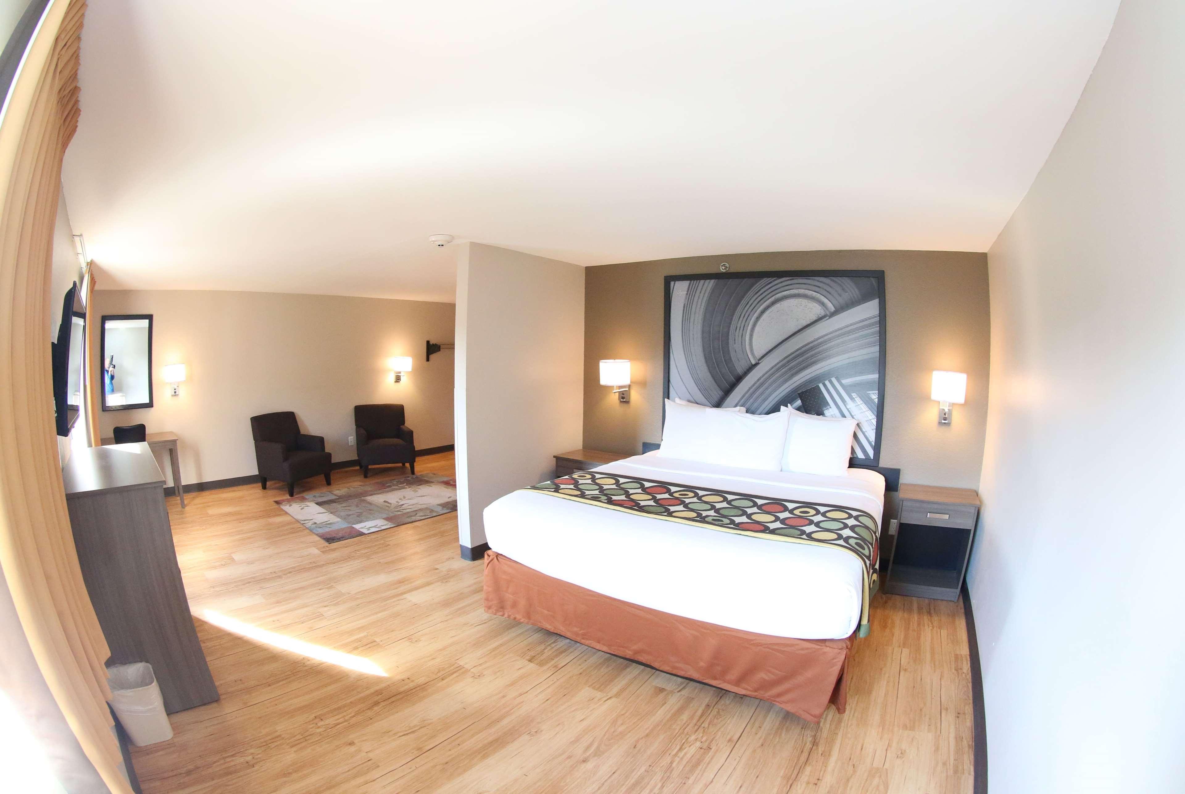Hotel Super 8 By Wyndham Portsmouth